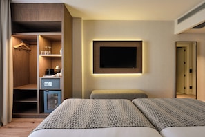 Premium bedding, down duvets, minibar, in-room safe - Catalonia la Boqueria (Barcelona)