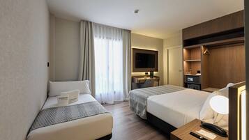 Premium Triple Room | Premium bedding, down comforters, minibar, in-room safe