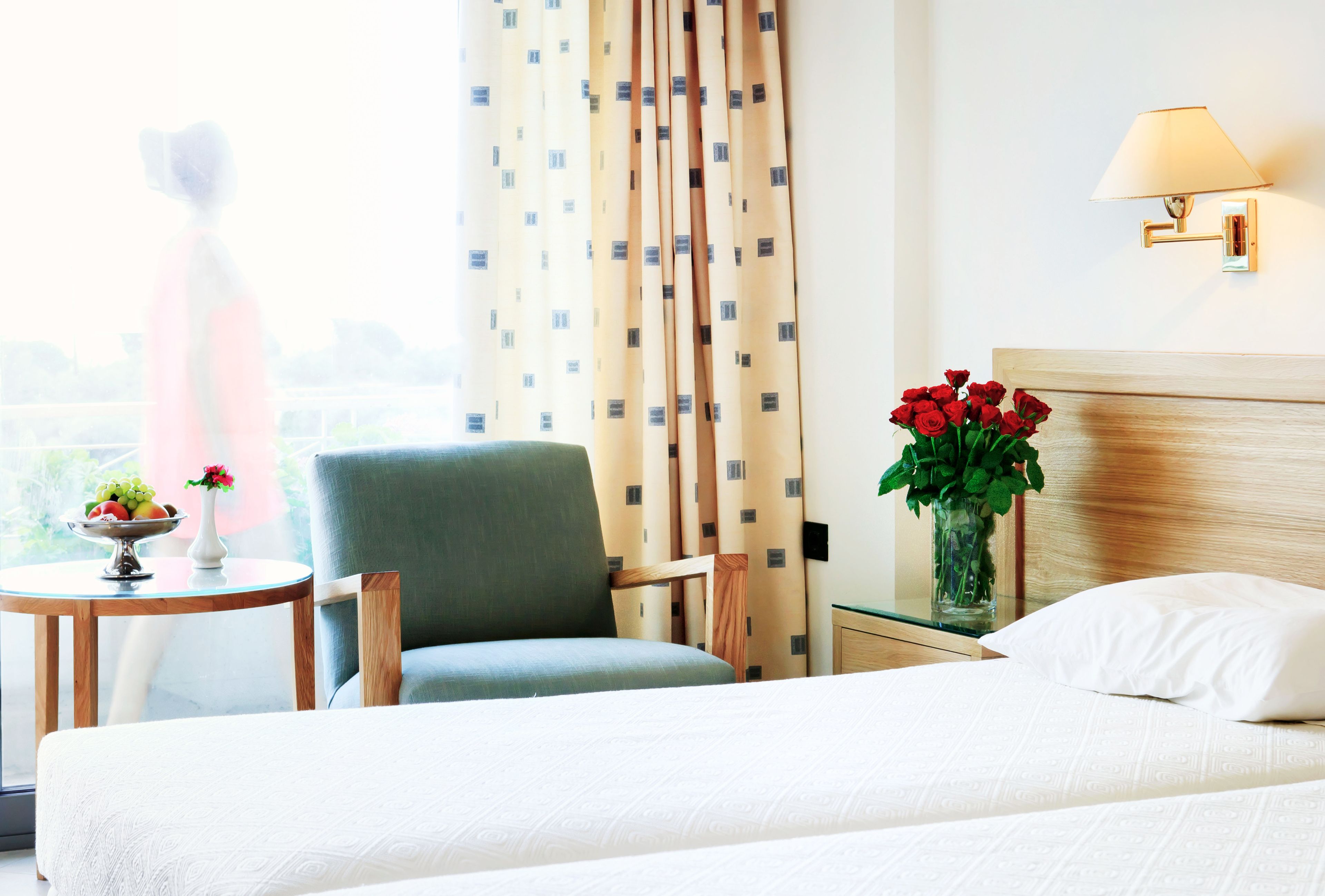 standard double or twin room, garden view | premium bedding, minibar, in-room safe, desk