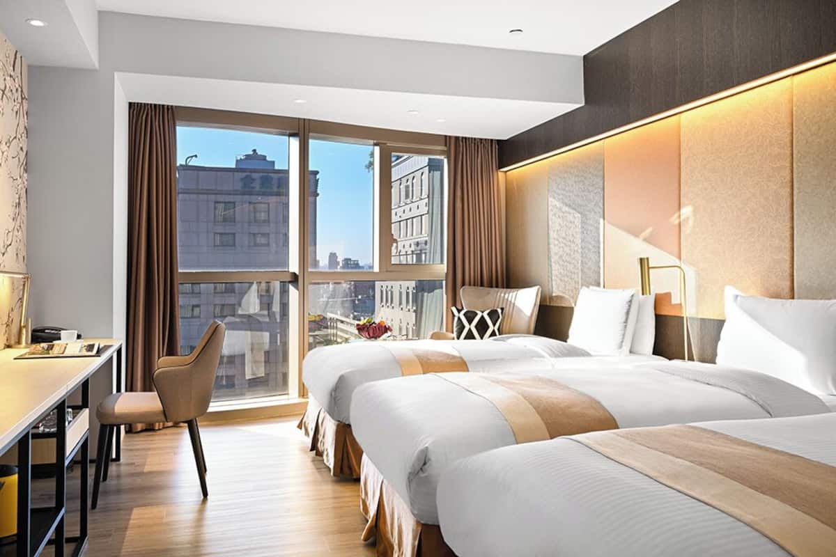 Deluxe Triple Room