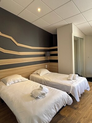 Casa de campo (4 PAX 1 Baby) | Quartos à prova de som, roupa de cama