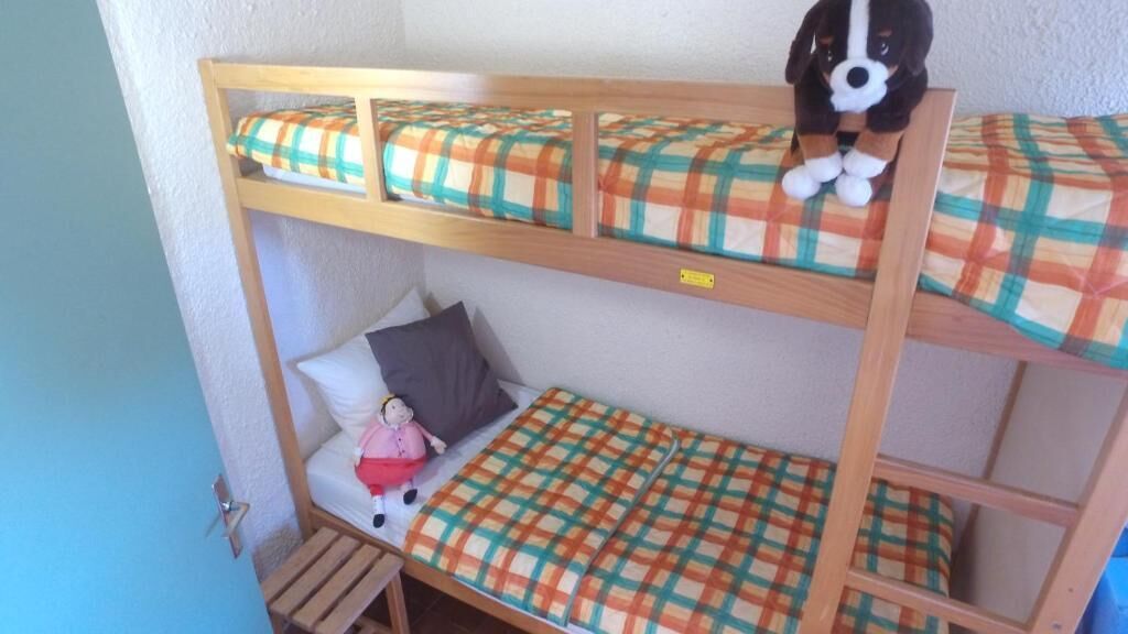 Soundproofing, bed sheets