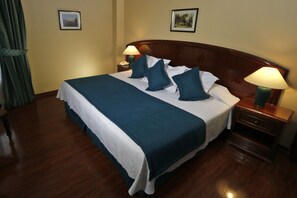 1 habitación, ropa de cama hipoalergénica y minibar