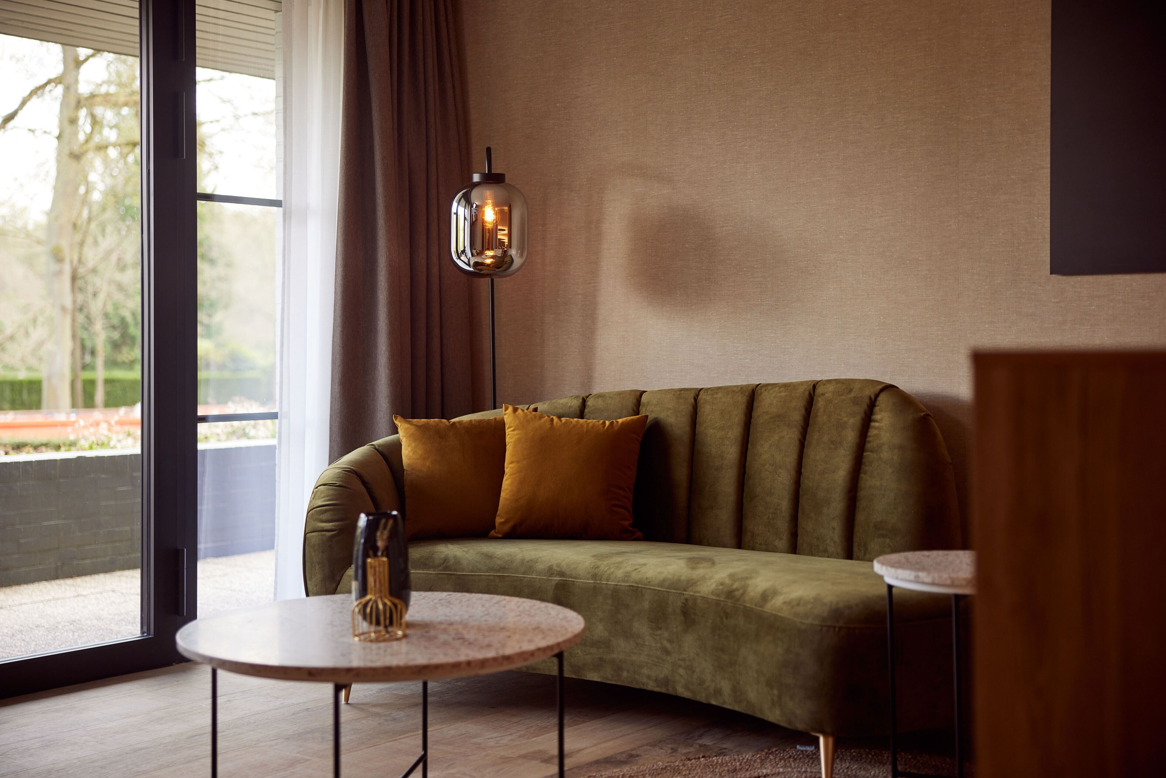 Suite – junior | Sengetøy av topp kvalitet, minibar (inkludert) og individuelt dekorert