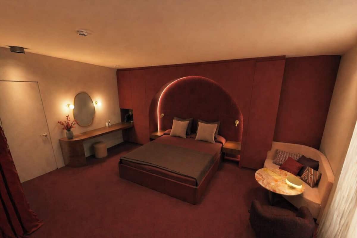 Literie de qualité supérieure, minibar, bureau, rideaux occultants