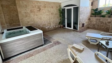 Salas para tratamentos a dois, banho turco/hammam, massagens
