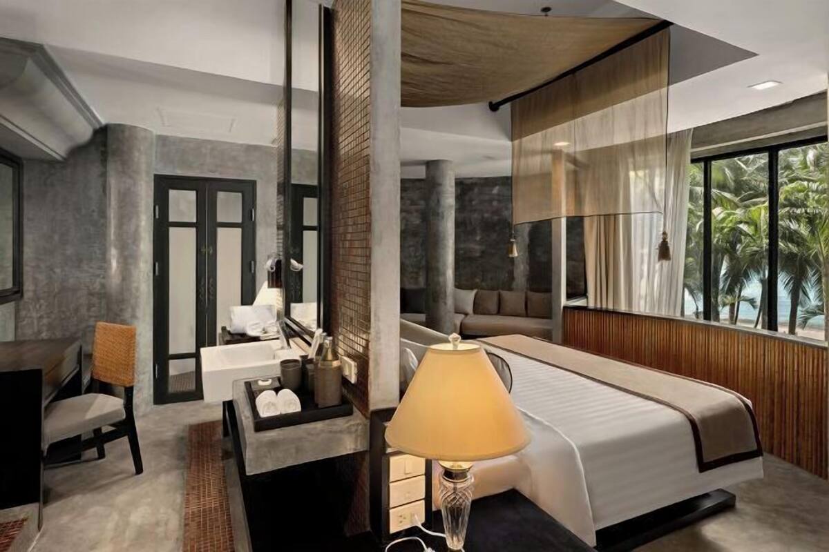 Minibar, két bảo mật tại phòng, bàn, màn/rèm cản sáng 