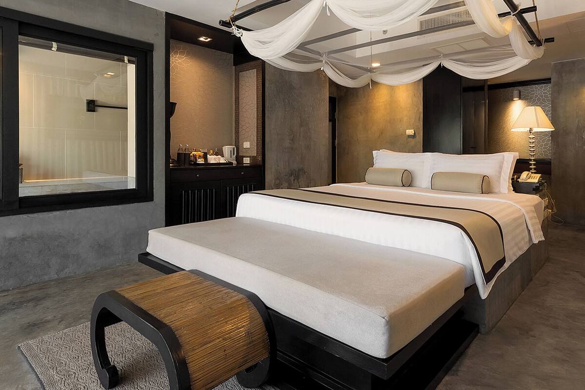 Minibar, két bảo mật tại phòng, bàn, màn/rèm cản sáng 