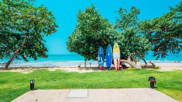 Chalet, menghadap pantai | Bagian depan properti