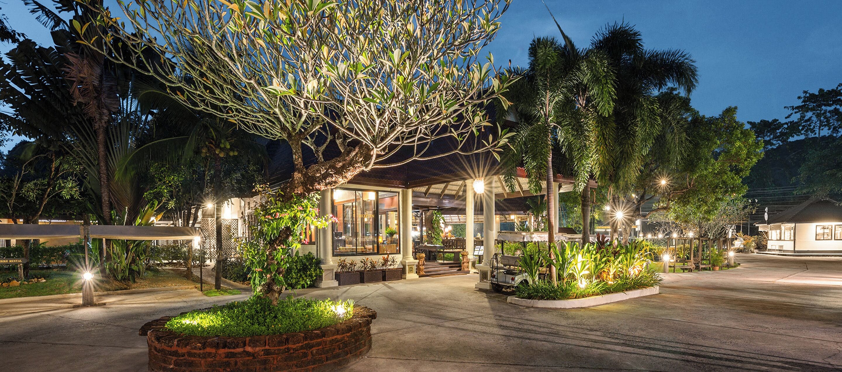 숙박 시설 입구