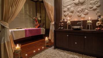 Couples treatment room(s), sauna, hot tub, body treatments, aromatherapy