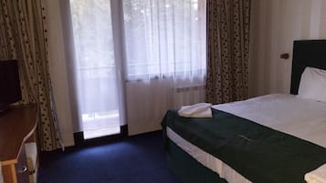 Minibar, Schreibtisch, Verdunkelungsvorhänge, kostenlose Babybetten