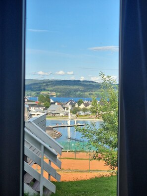 Tremannsrom | Strykejern/-brett, wi-fi (inkludert), sengetøy og rullestolvennlig