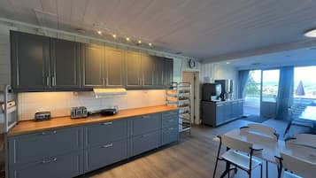 Shared kitchen facilities