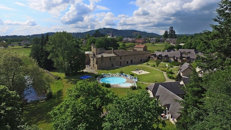 Aerial view. VVF Château sur la Vienne Lac de Vassivière, Nedde