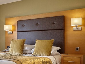 Deluxe Double Room, Balcony | Desk, iron/ironing board, free WiFi, bed sheets - Hundith Hill Hotel (Cockermouth)