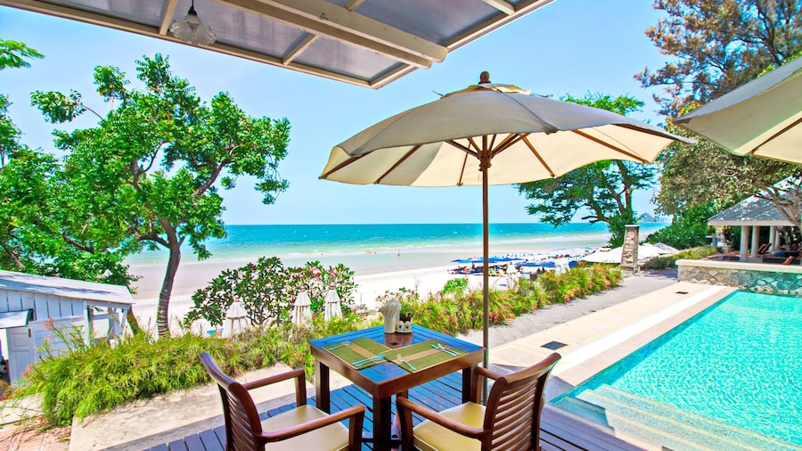 Baan Bayan Beach Hotel