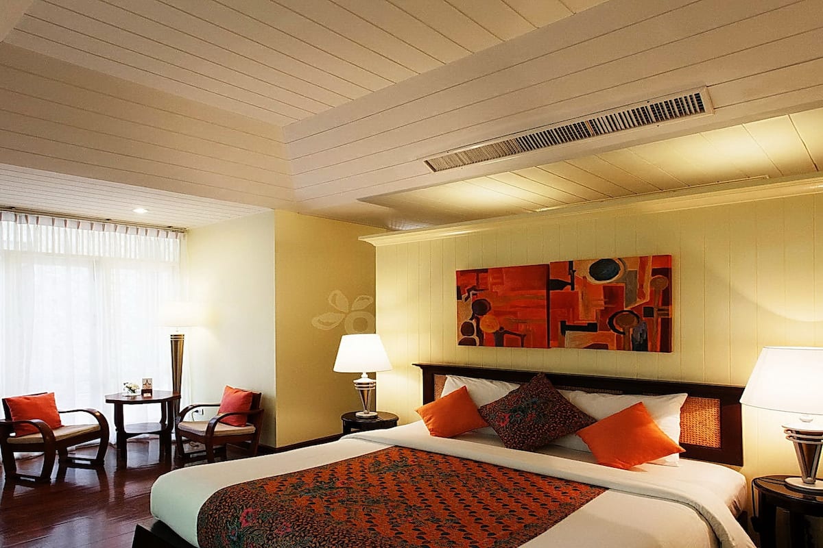 Garden View Room | Ropa de cama hipoalergénica, minibar, caja fuerte