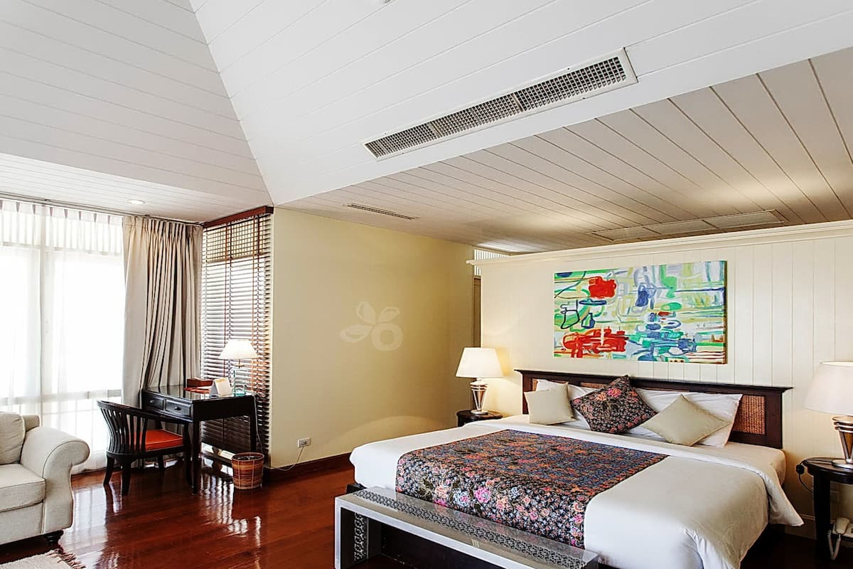 Courtyard View Room - No Balcony | Ropa de cama hipoalergénica, minibar, caja fuerte