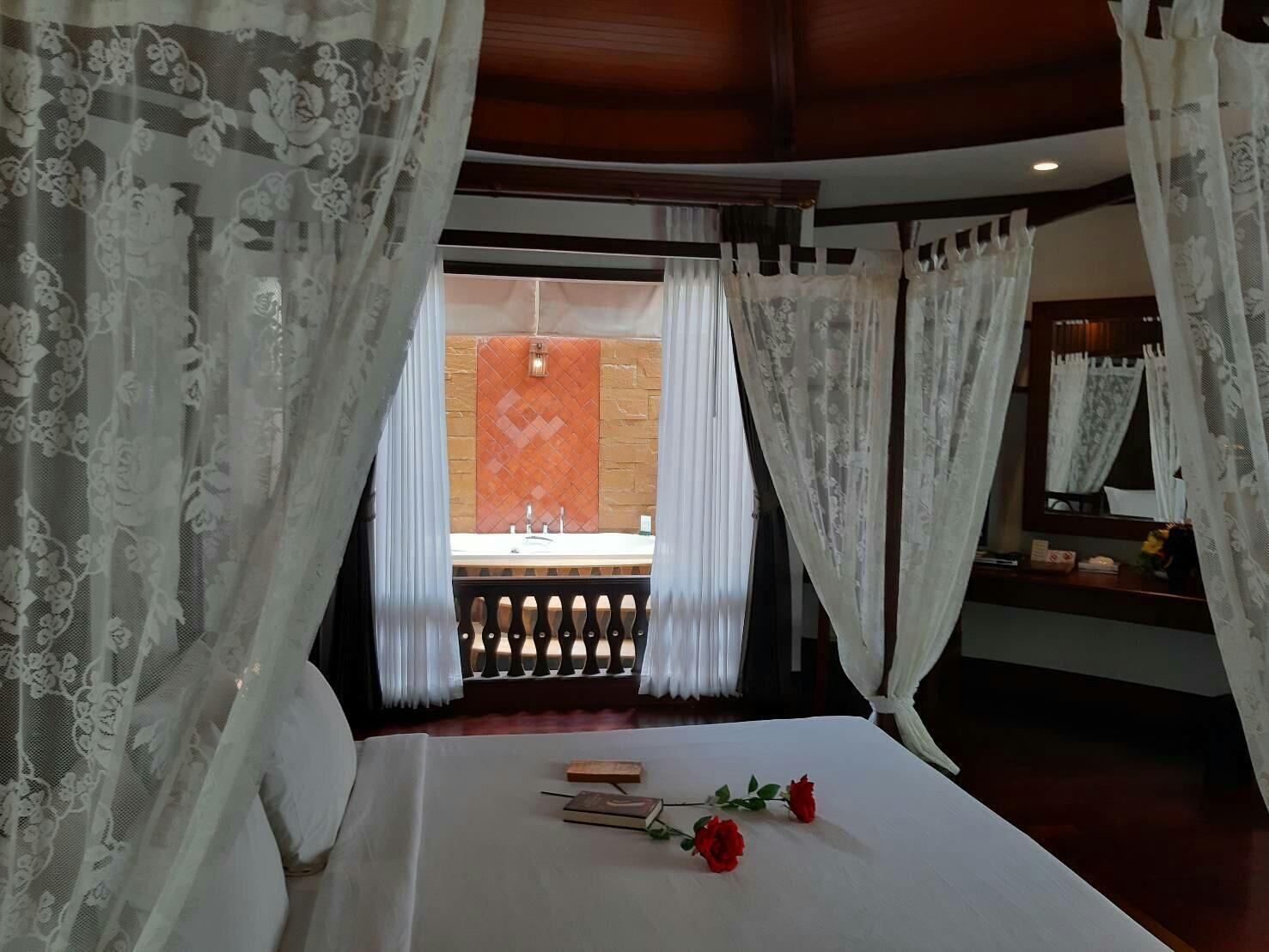 Literie de qualité supérieure, minibar, coffres-forts dans les chambres