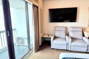 Quarto duplo superluxo | Escrivaninha, ferros/tábuas de passar roupa, Wi-Fi de cortesia