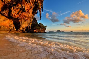 Beach - Sunrise Tropical Resort (Krabi)