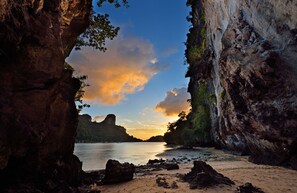 Exterior - Sunrise Tropical Resort (Krabi)