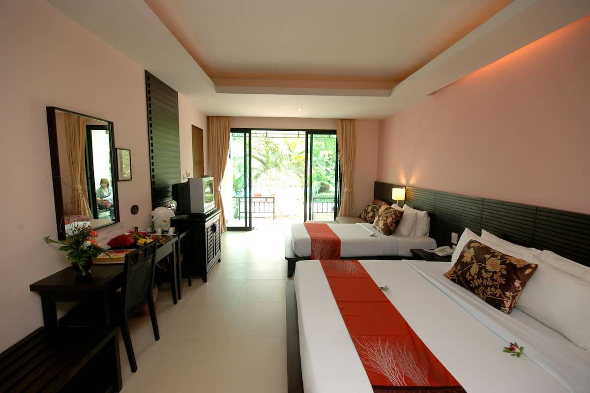 Tropical Chalay Triple | Minibar, in-room safe, rollaway beds (surcharge), WiFi (free)