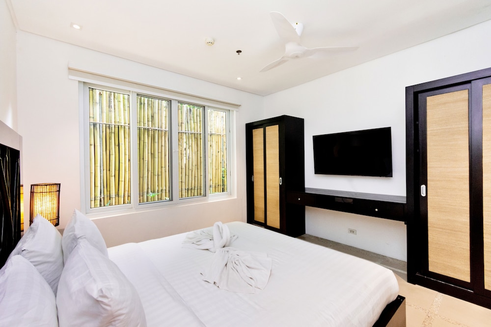 7Stones Boracay by null