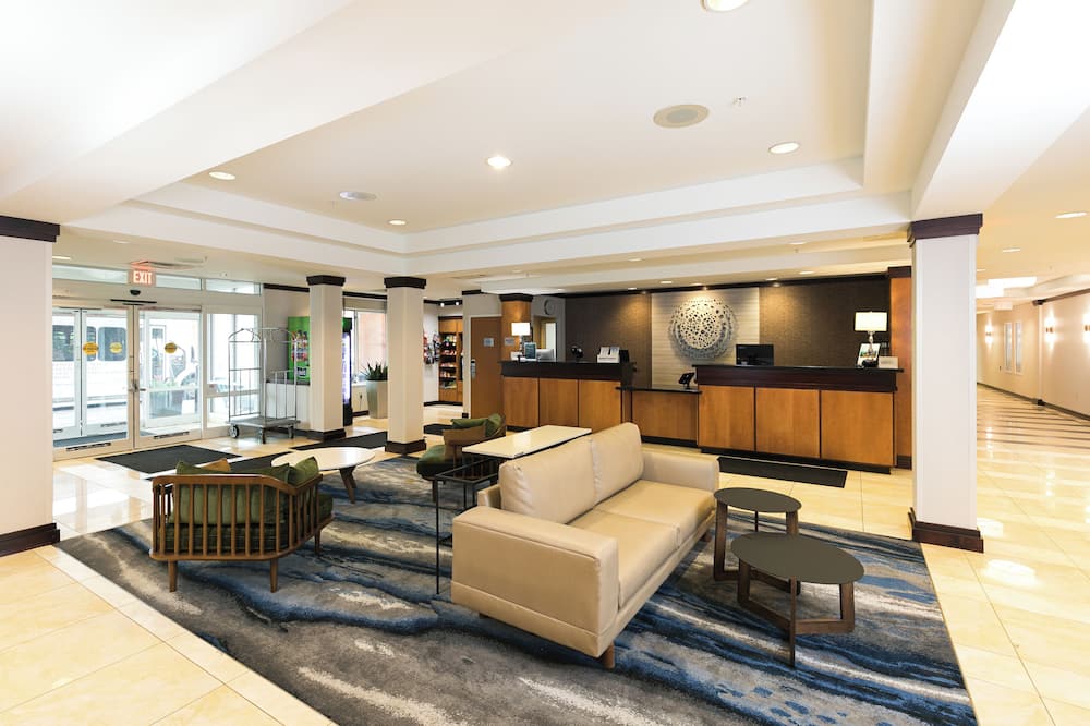 Fairfield Inn & Suites by Marriott Milwaukee Airport