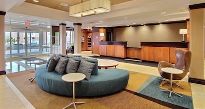 Fairfield Inn & Suites by Marriott Milwaukee Airport