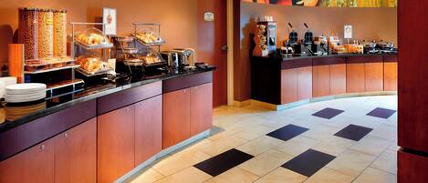 Free daily continental breakfast