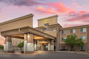 Exterior - Comfort Inn & Suites Brighton Denver NE Medical Center (Brighton)