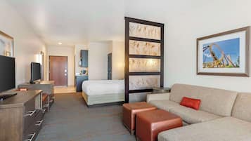 Desk, blackout drapes, iron/ironing board, free WiFi