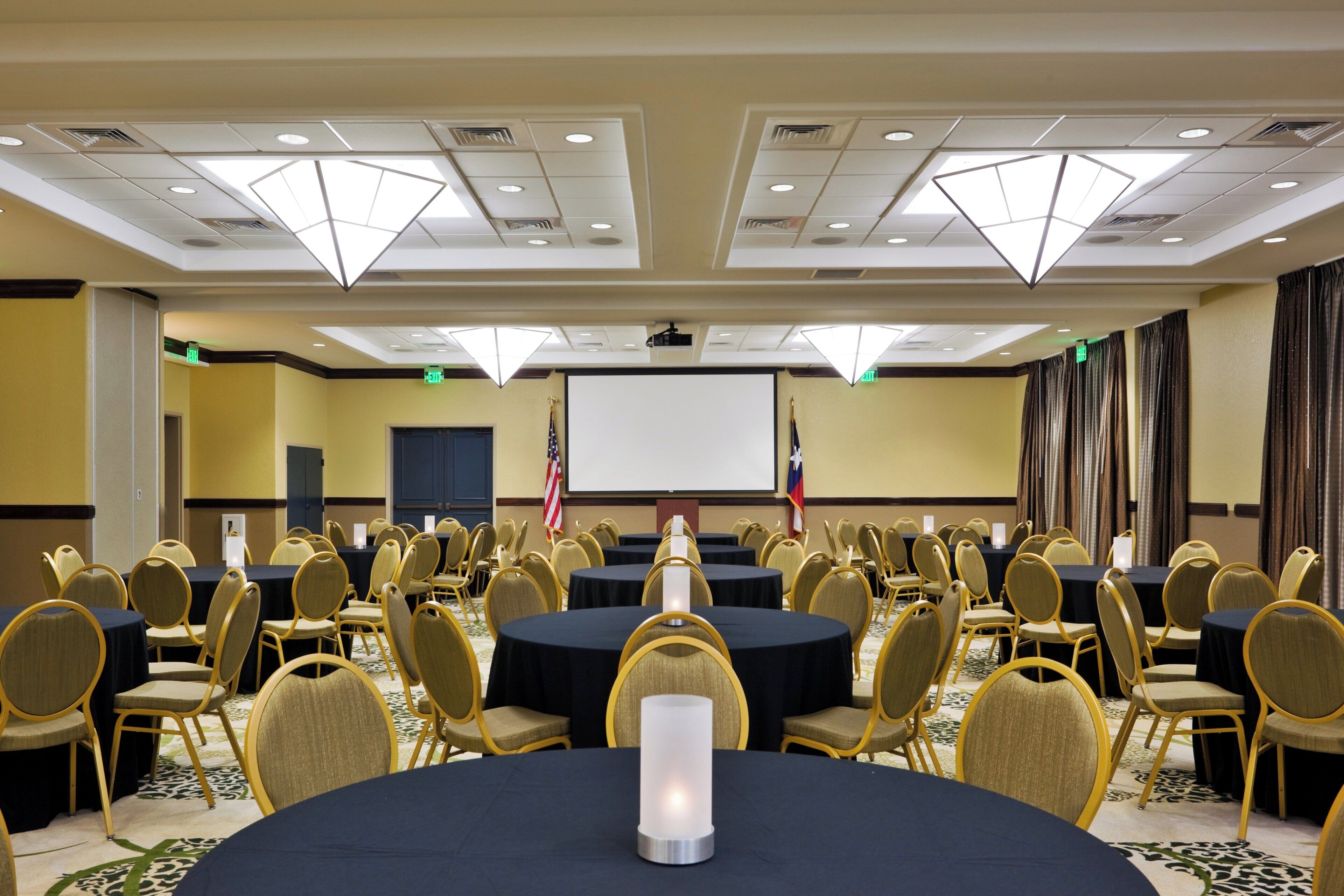 Photo - Holiday Inn San Antonio Seaworld by IHG