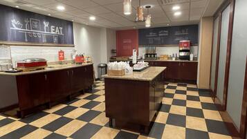 Desayuno buffet incluido todos los días