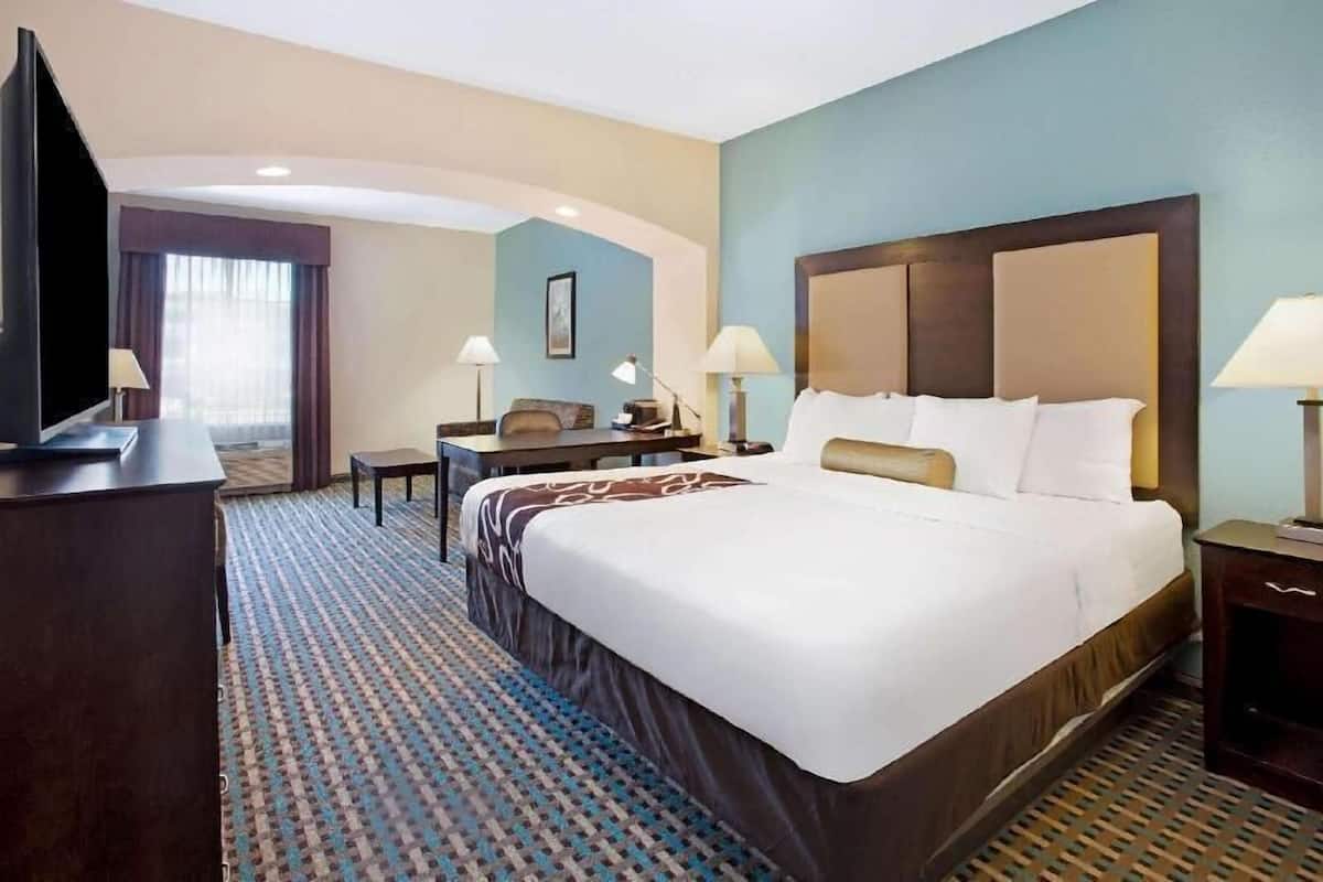 Pillowtop beds, desk, laptop workspace, iron/ironing board