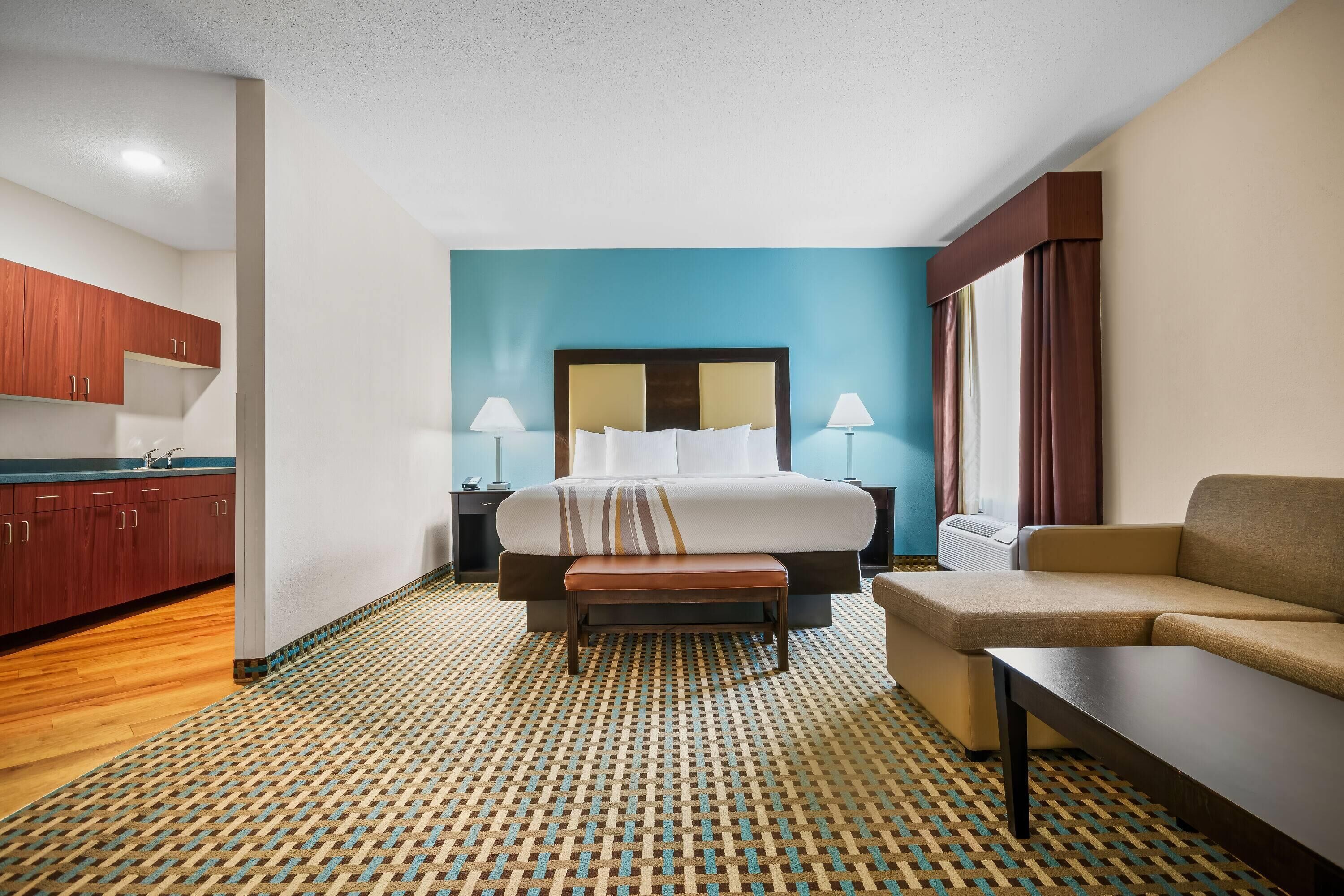 Suite, Multiple Beds (Various Views)