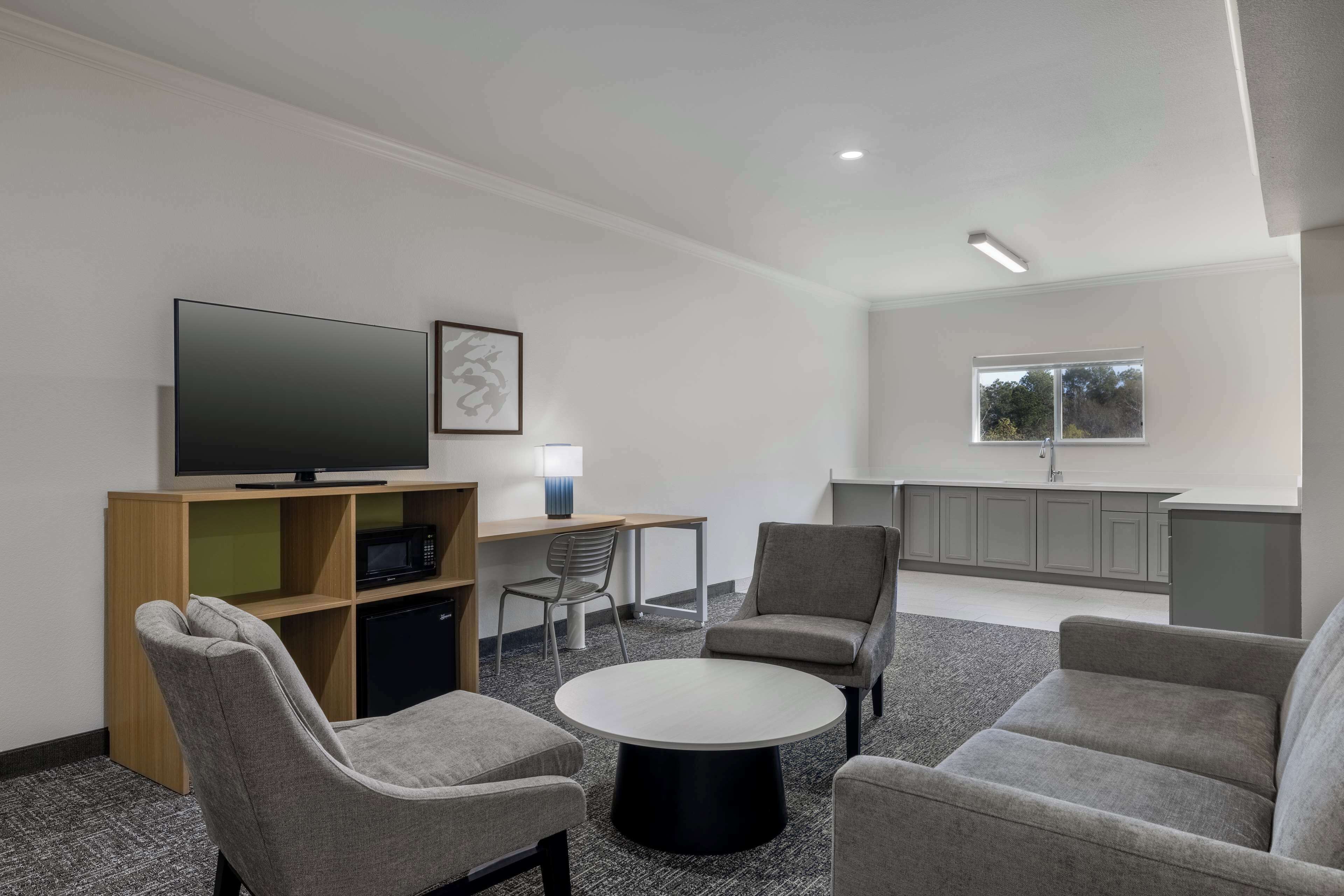 room, multiple beds | living area | 50-inch led tv with cable channels, streaming services