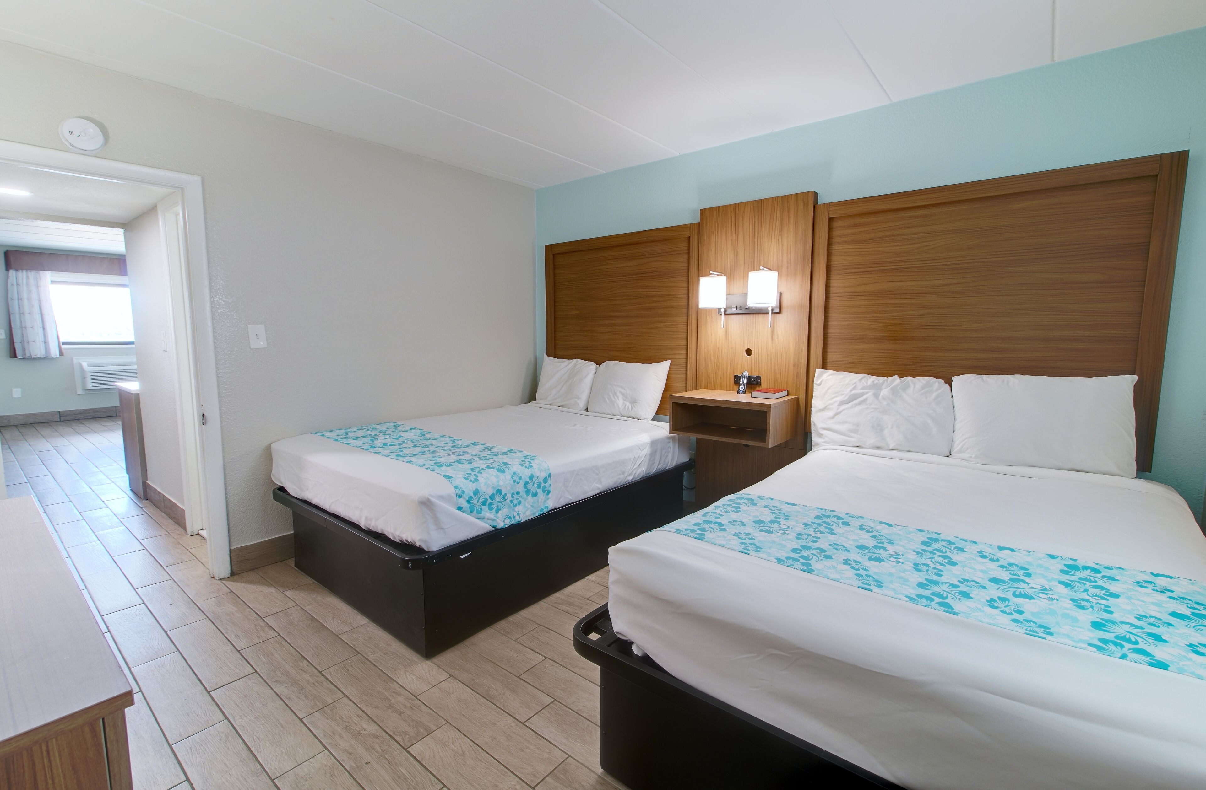 Photo - Seashire Inn & Suites