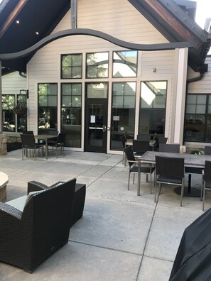 BBQ/picnic area