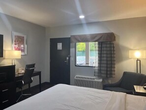 Desk, laptop workspace, iron/ironing board, free WiFi