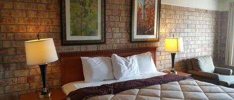 Standard Room, 1 King Bed, Non Smoking | Premium bedding, desk, iron/ironing board, rollaway beds