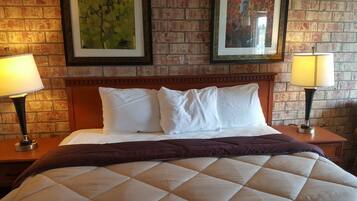Standard Room, 1 King Bed, Non Smoking | Premium bedding, desk, iron/ironing board, rollaway beds
