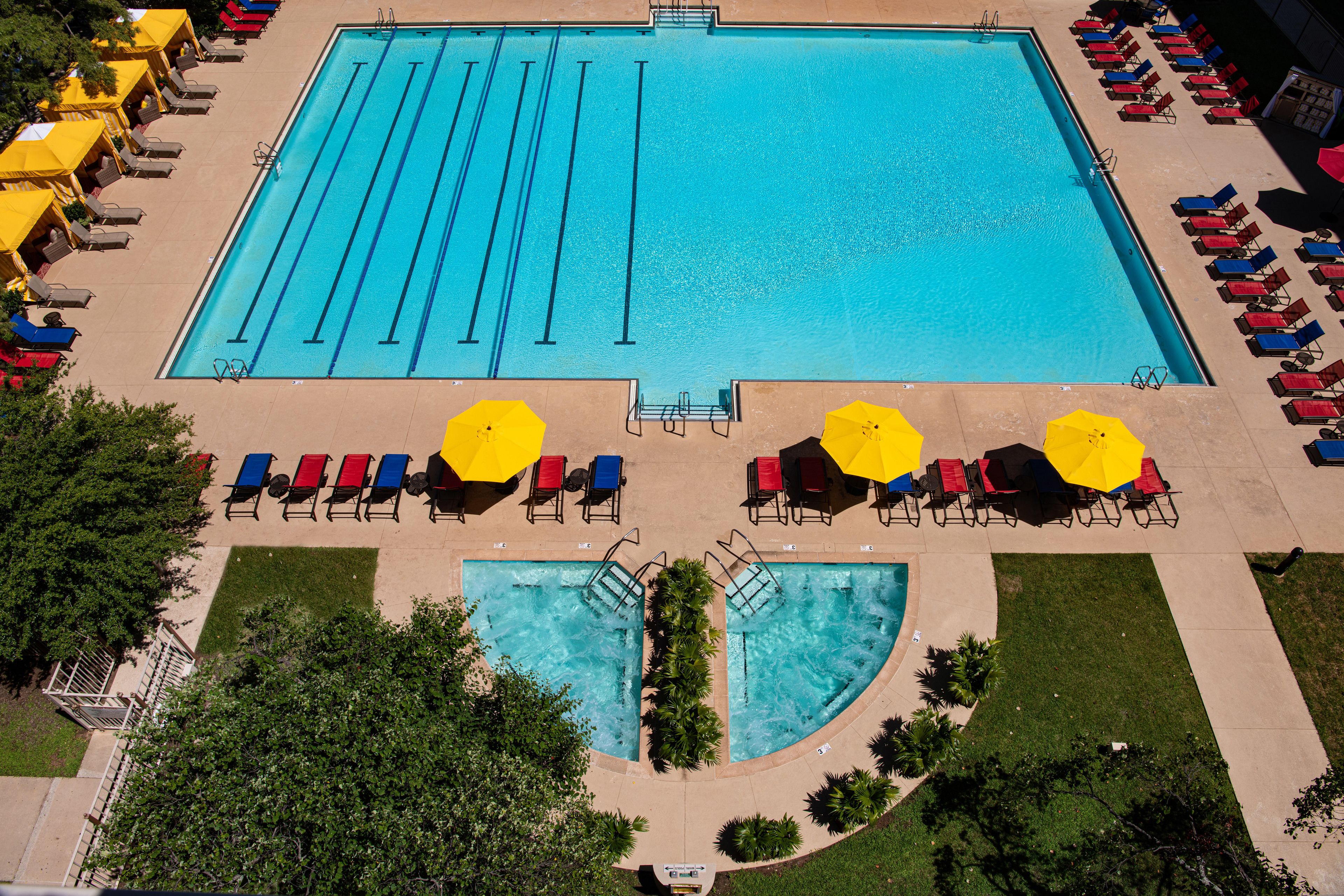 seasonal outdoor pool, pool cabanas (surcharge), pool umbrellas
