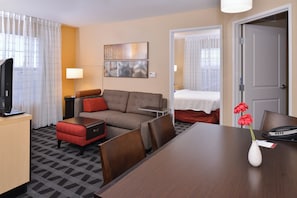 Suite, 2 Bedrooms | Premium bedding, in-room safe, desk, iron/ironing board