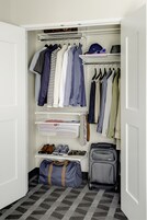 Premium bedding, in-room safe, desk, iron/ironing board