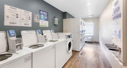 Extended Stay America Select Suites - Phoenix - North