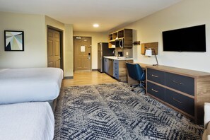 In-room safe, desk, blackout curtains, iron/ironing board - Candlewood Suites Montgomery- North by IHG (Montgomery)