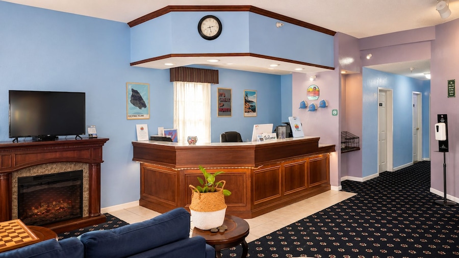 Up North Hotel (formerly Voyager Inn)